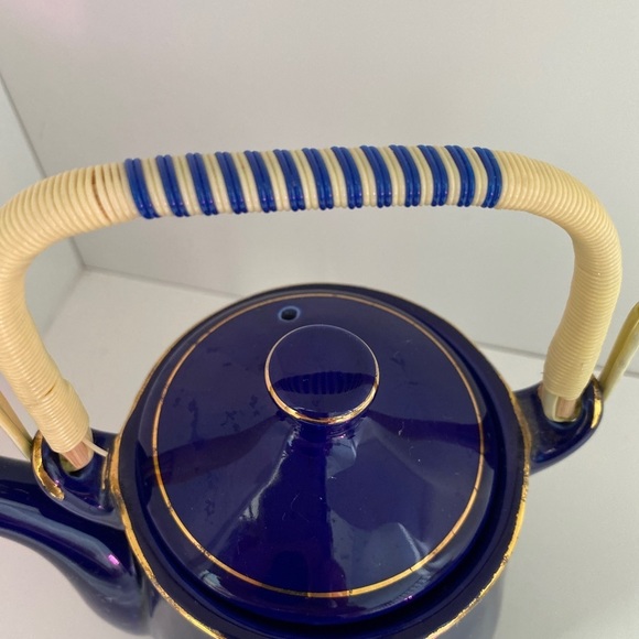 Asian teapot w Wrapped Handle - Picture 7 of 9